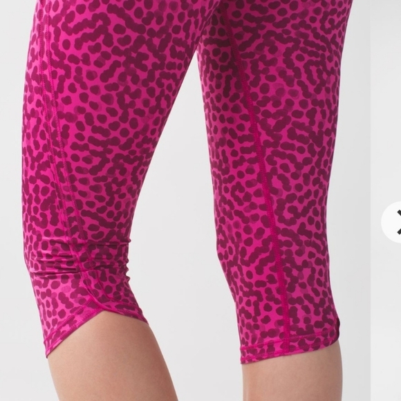 Lululemon Run Top Speed Crop Legging Ace Spot Jewelled Magenta Luxtreme Size 6 - Picture 5 of 16